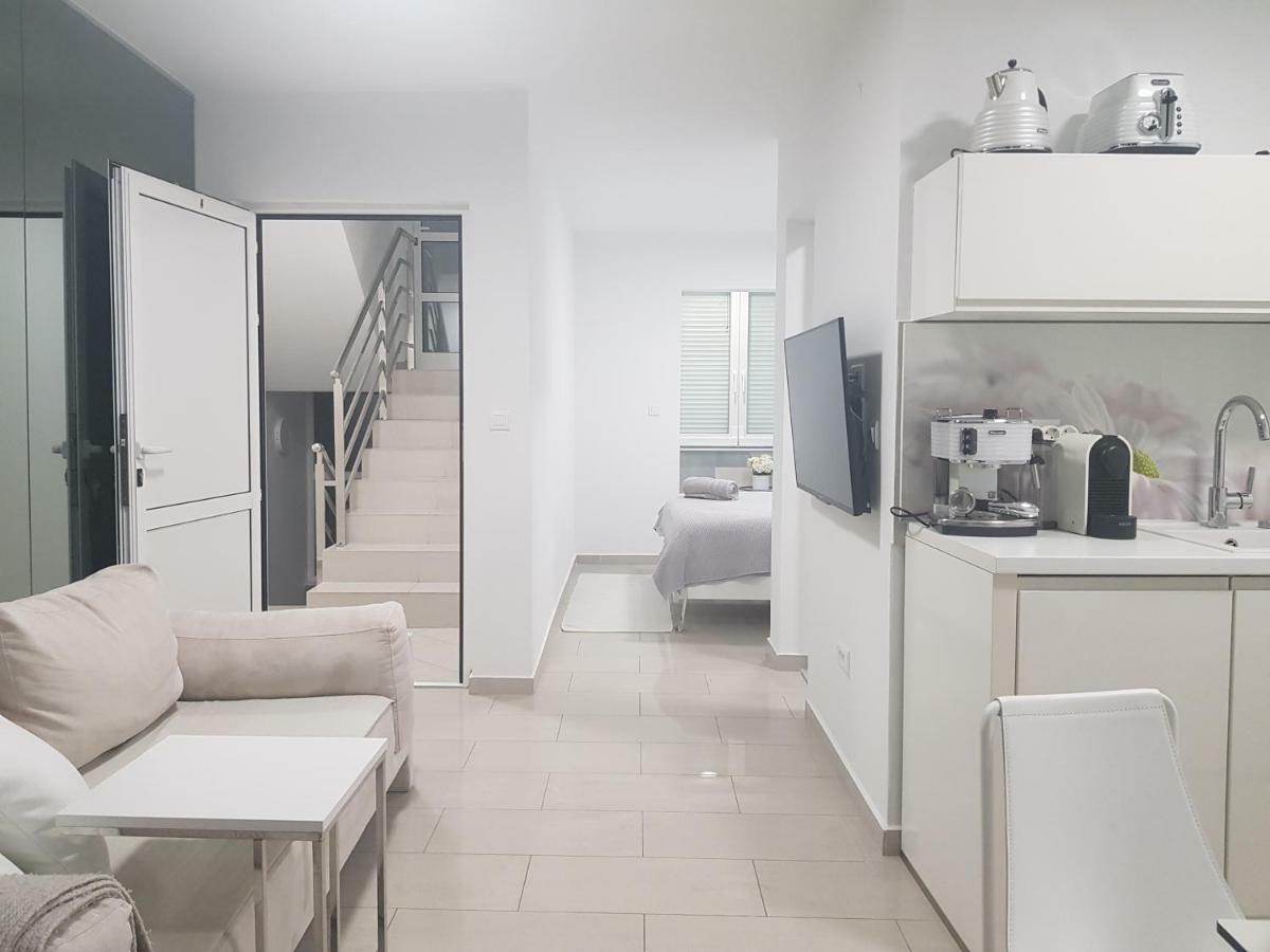 Seahouse By Jelena Apartment Бибине Екстериор снимка